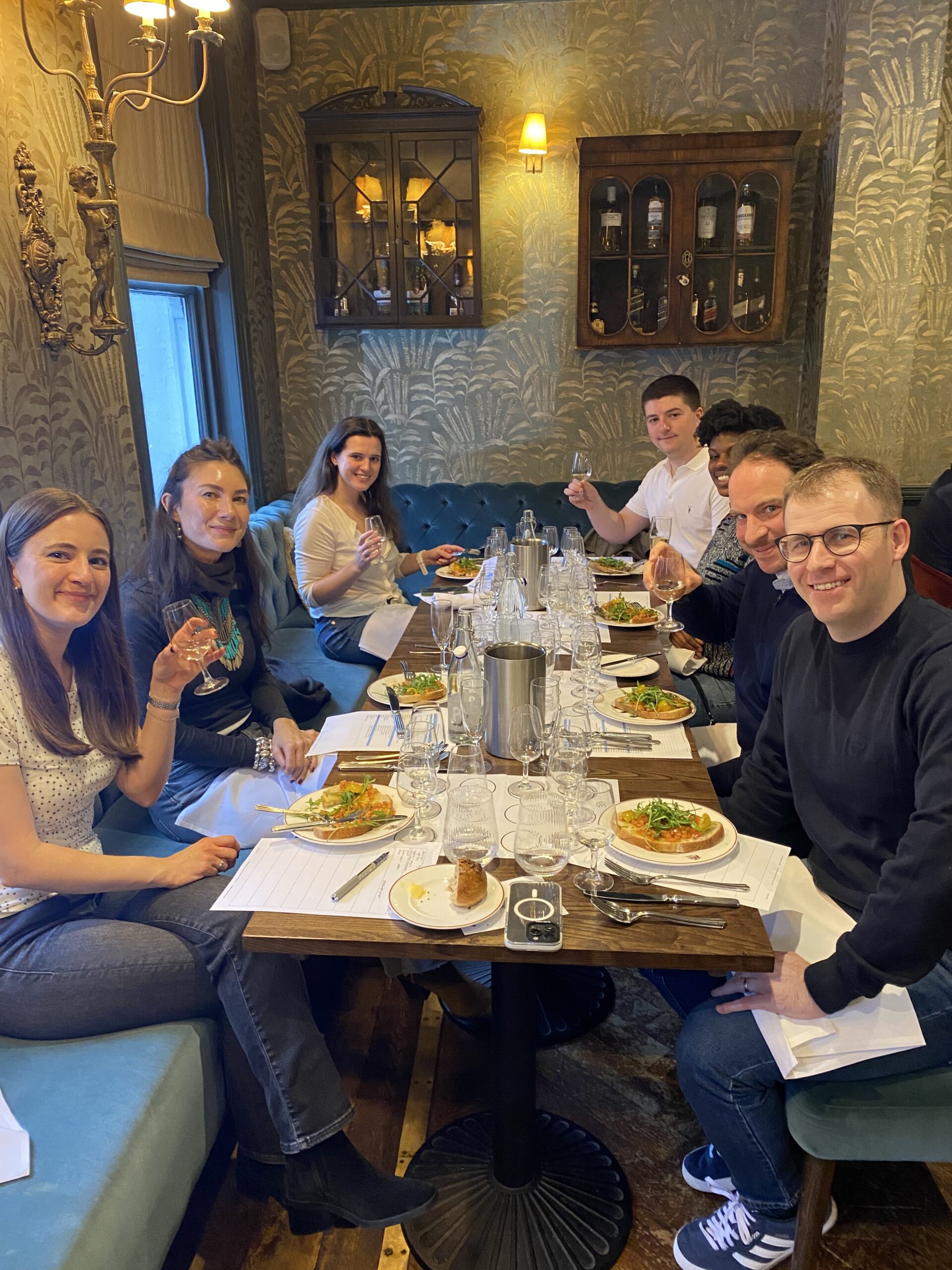 Premium Beginners Wine Course at The London Wine Academy